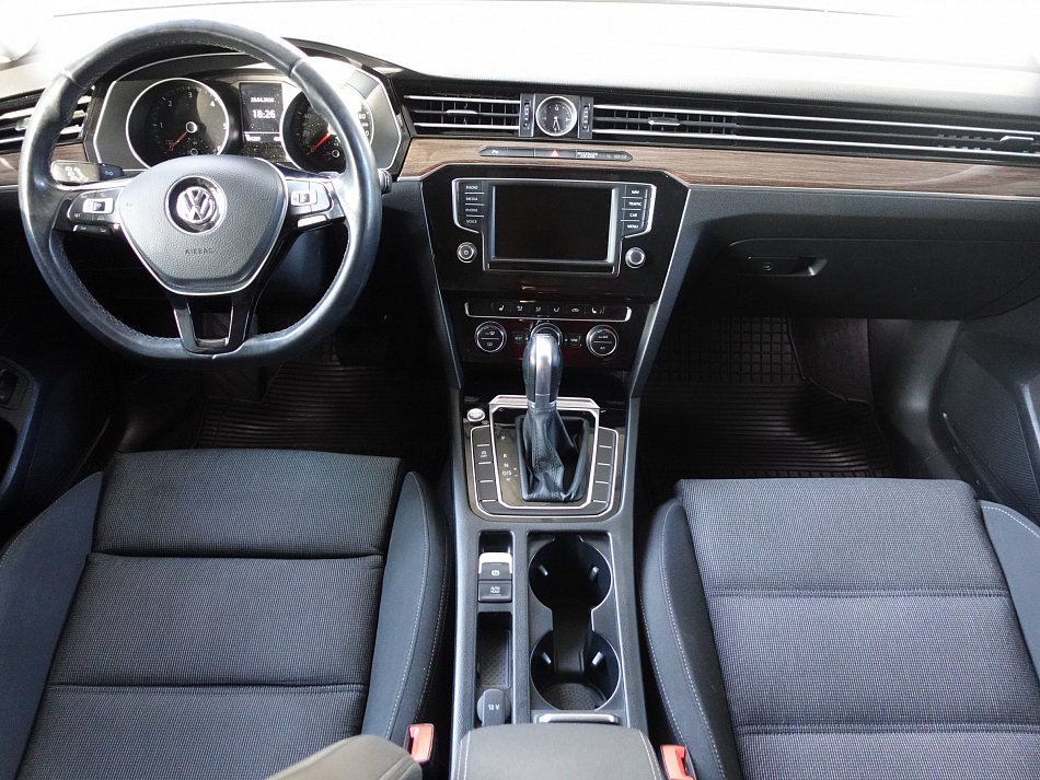 Volkswagen Passat 2.0 TDi 
