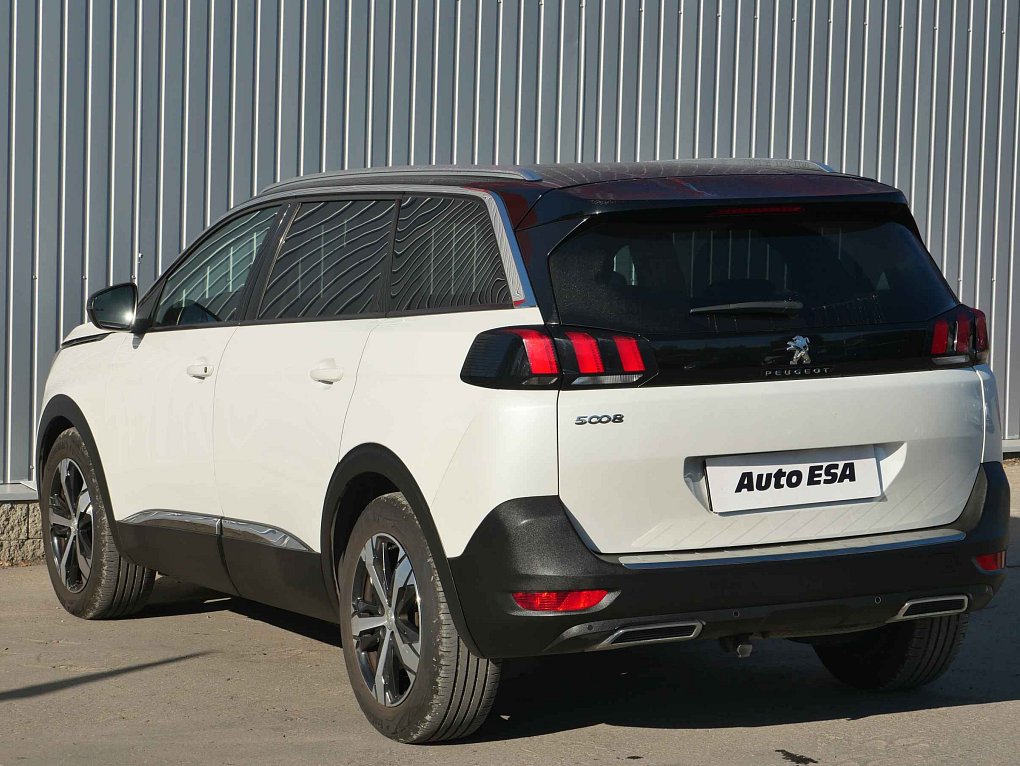 Peugeot 5008 1.5 HDi Allure