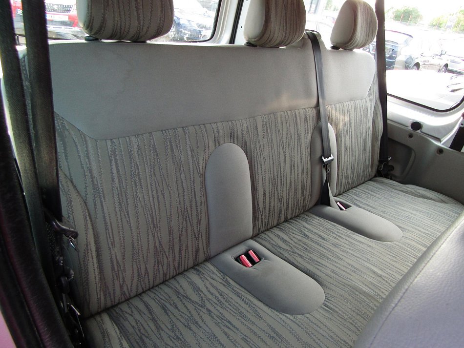 Nissan Primastar 2.0dCi  L2 9míst