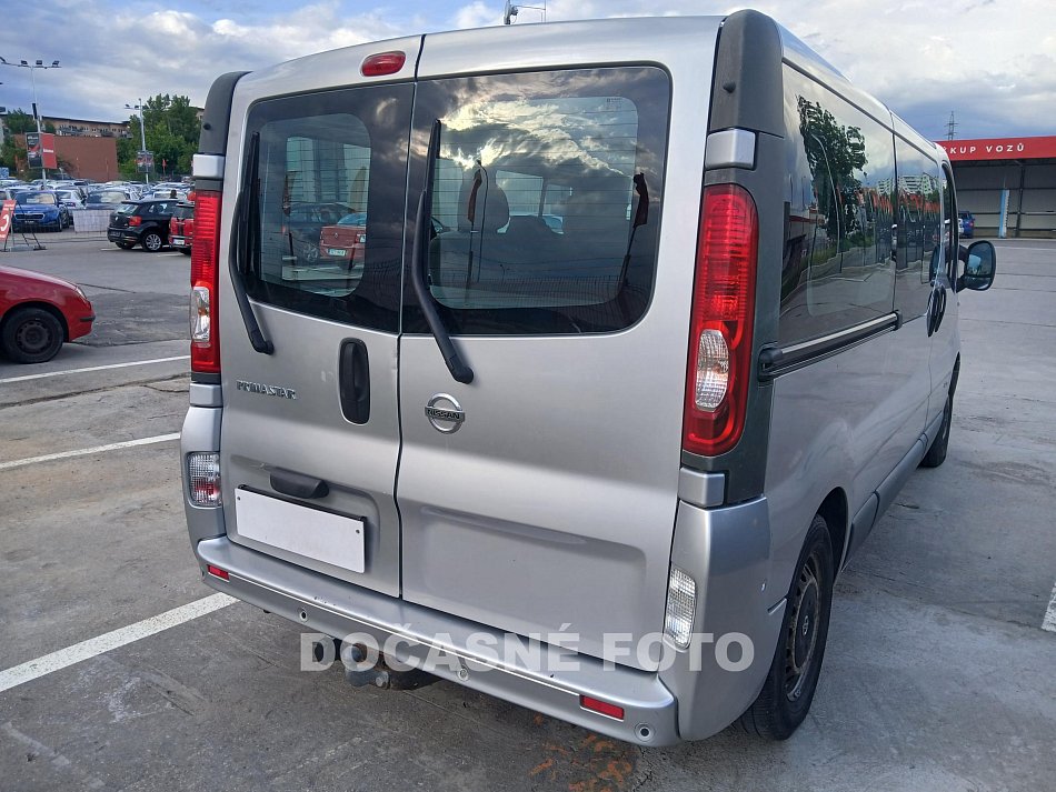Nissan Primastar 2.0dCi  L2 9míst