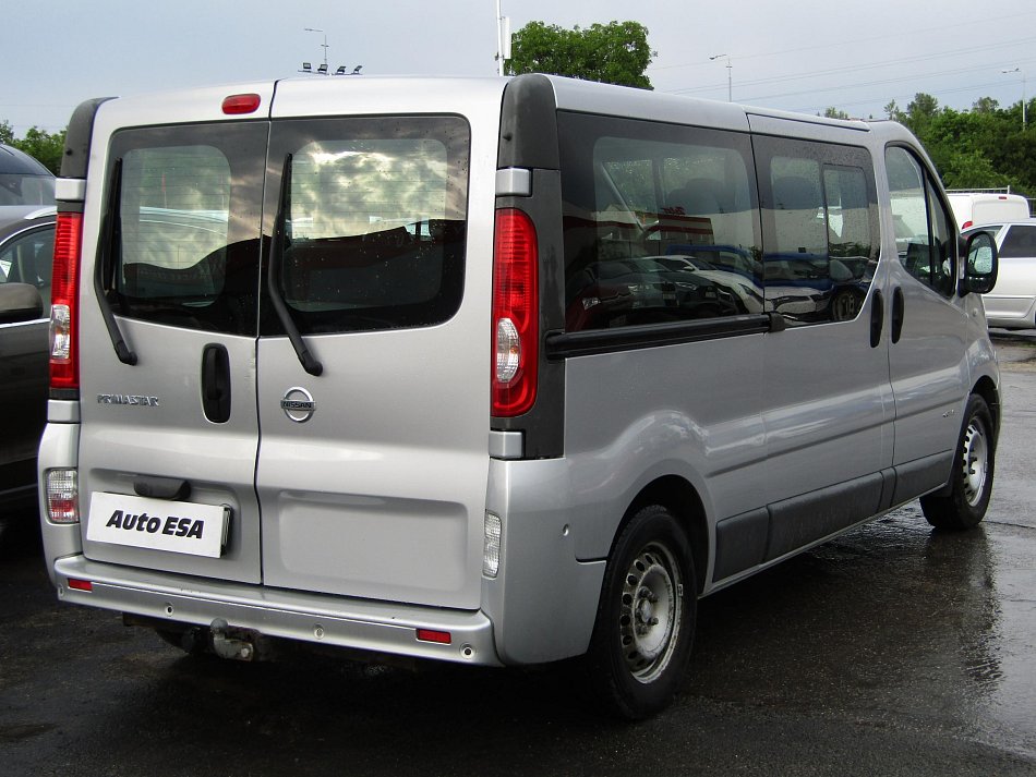 Nissan Primastar 2.0dCi  L2 9míst