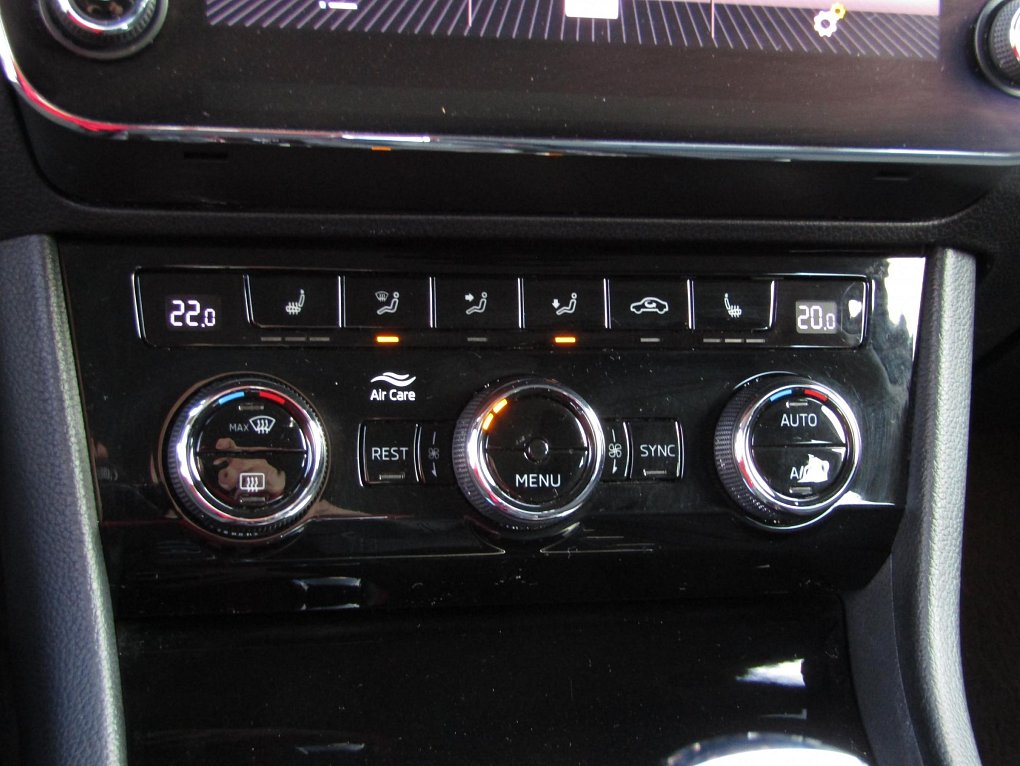 Škoda Superb III 2.0 TDi Style