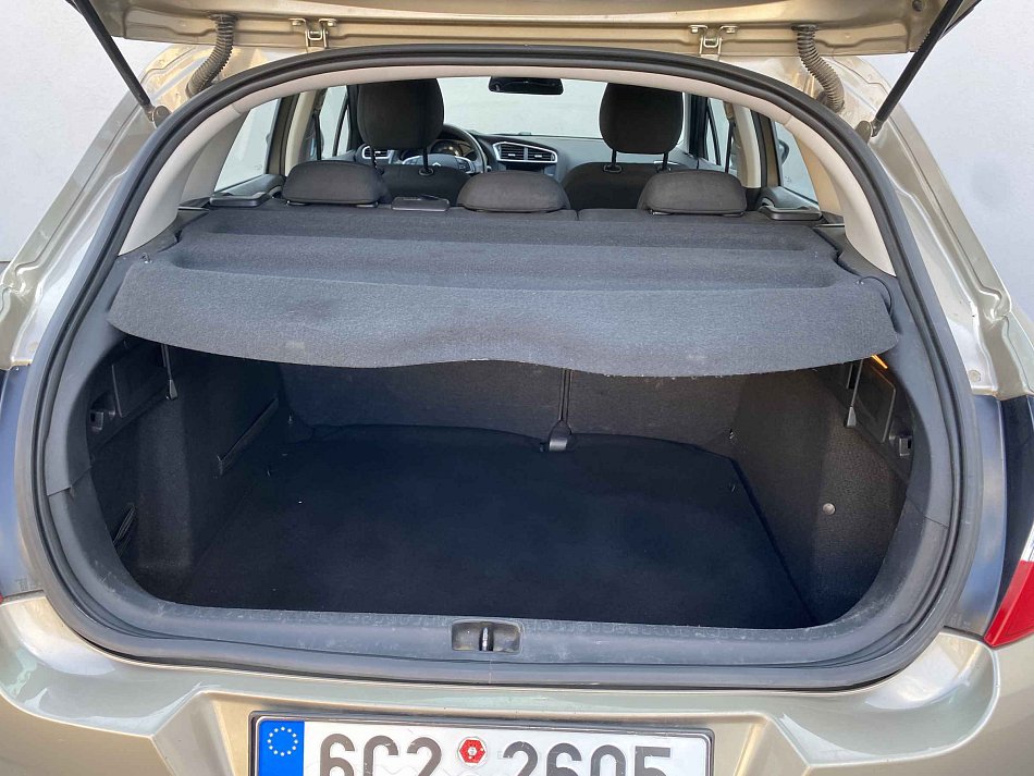 Citroën C4 1.4 VTi 
