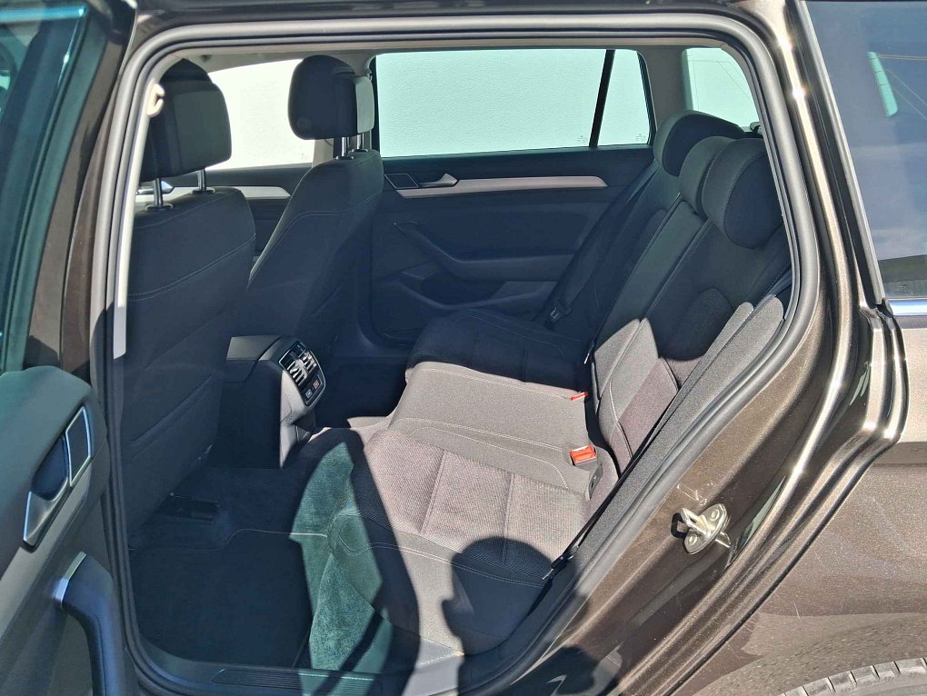 Volkswagen Passat 2.0 TDi 