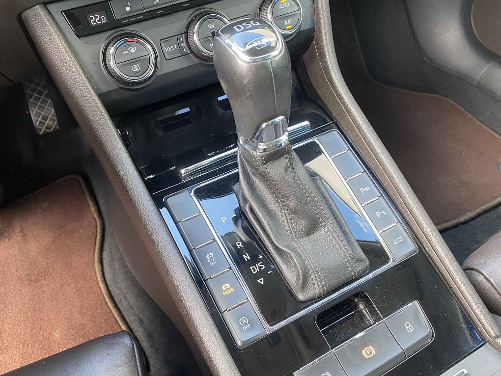 Škoda Superb III 2.0 TSi L&K 4x4