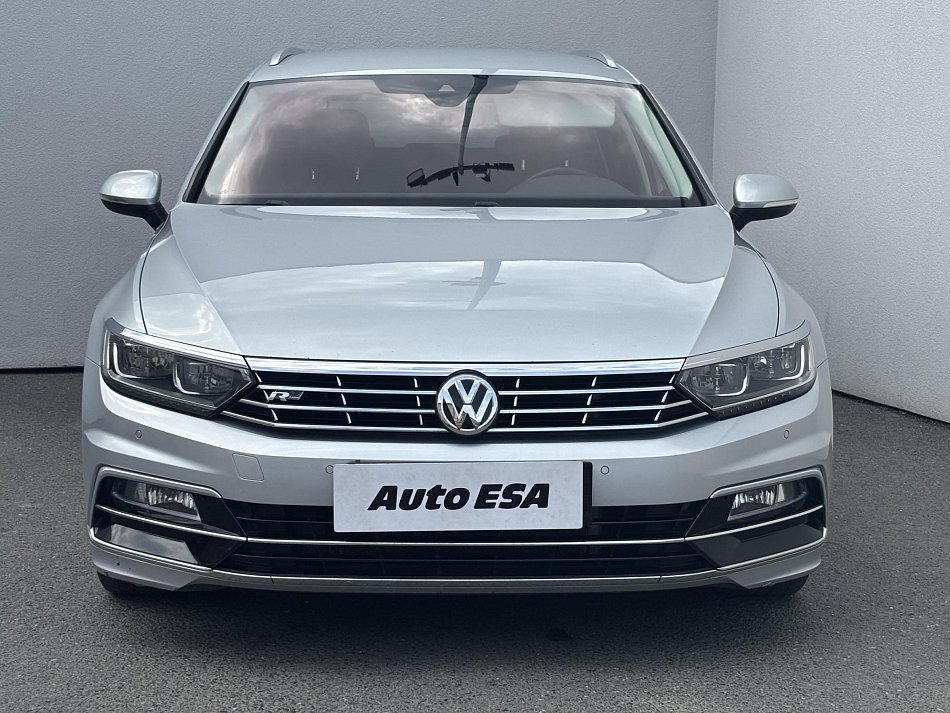 Volkswagen Passat 2.0 TDi R-Line