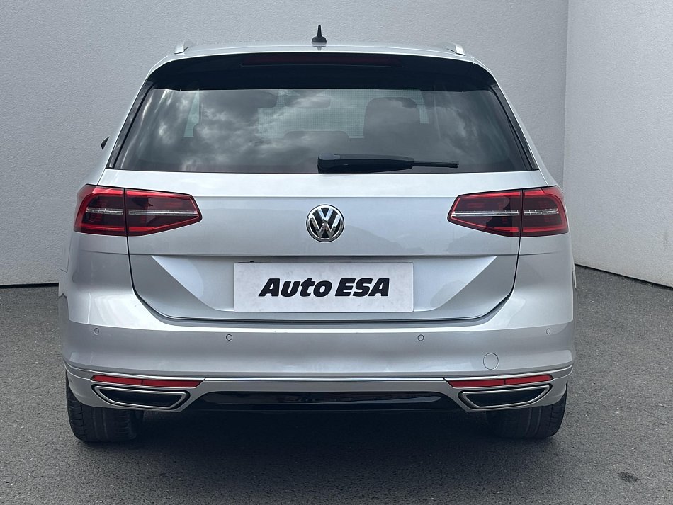 Volkswagen Passat 2.0 TDi R-Line