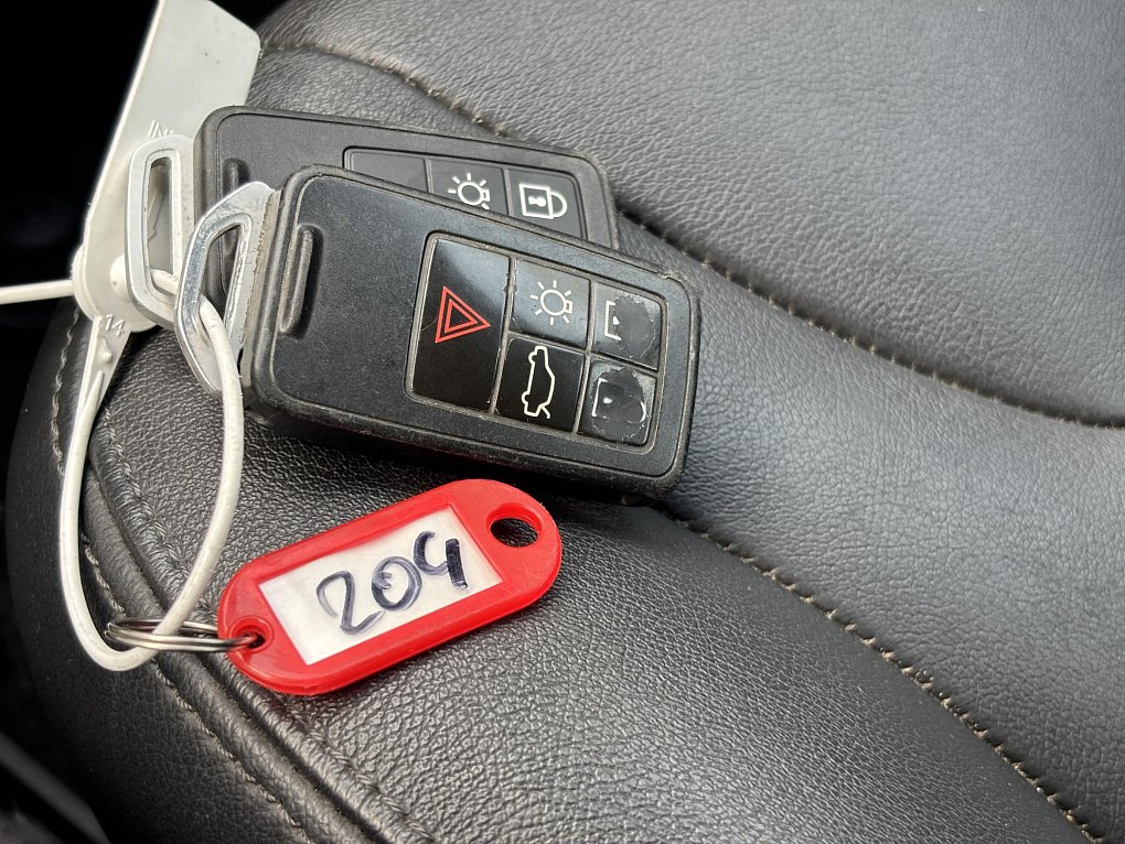 Volvo XC60 2.4 D Summum AWD