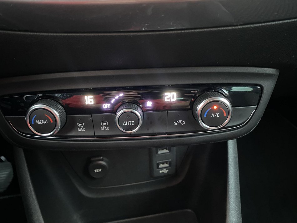 Opel Crossland X 1.2T Ultimate