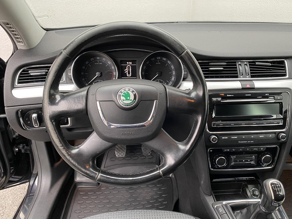 Škoda Superb II 1.6 TDi Ambiente