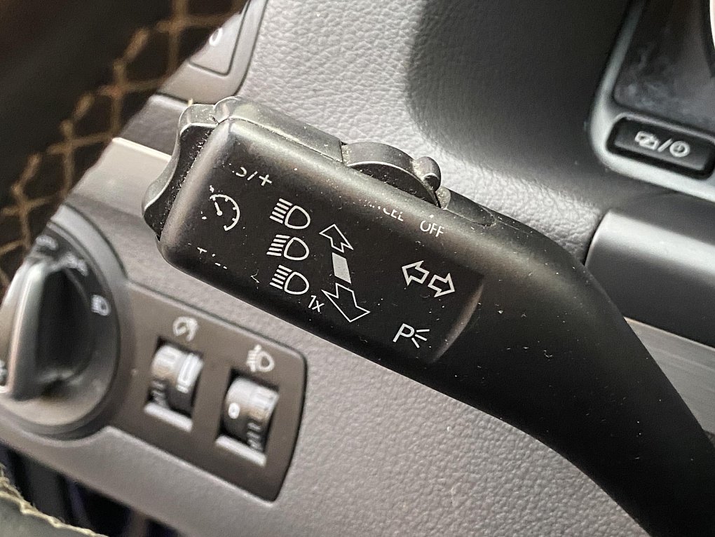 Volkswagen Touran 2.0 TDi 