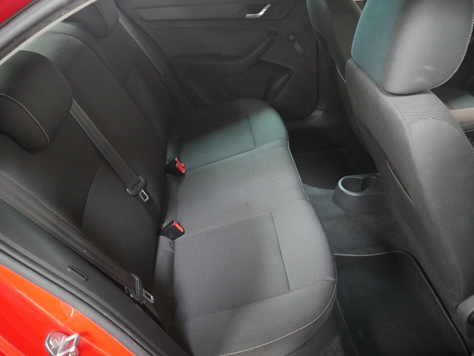 Škoda Rapid 1.6 TDi Ambition