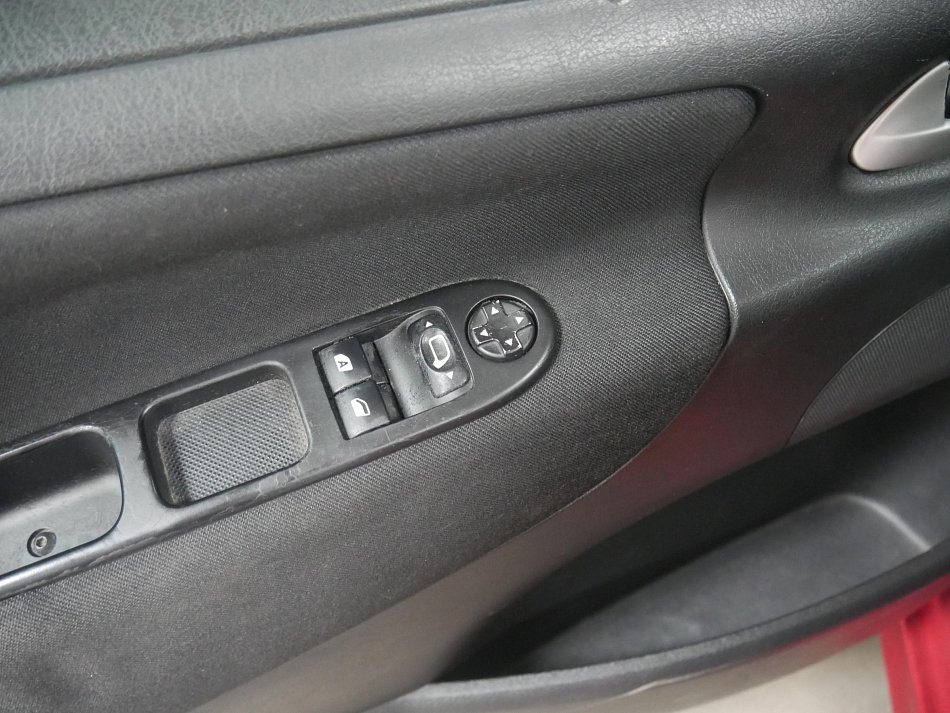 Peugeot 207 1.4i 