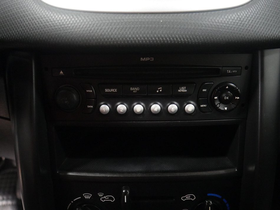 Peugeot 207 1.4i 