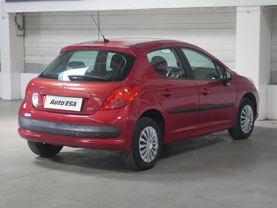 Peugeot 207 1.4i 