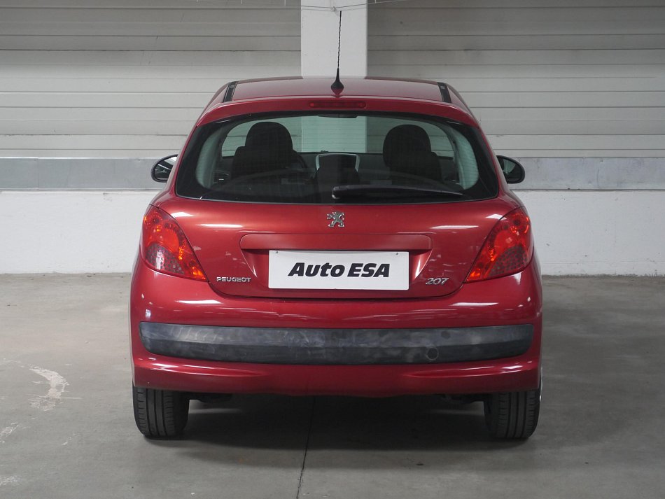 Peugeot 207 1.4i 
