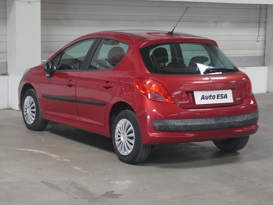 Peugeot 207 1.4i 