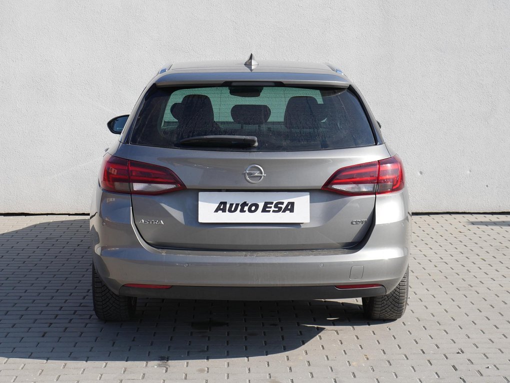 Opel Astra 1.6 CDTi 