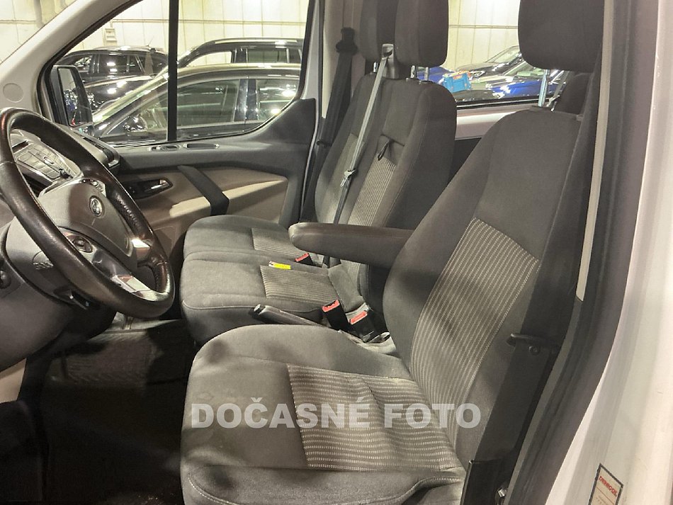 Ford Transit Custom 2.0TDCi Trend L2 6míst