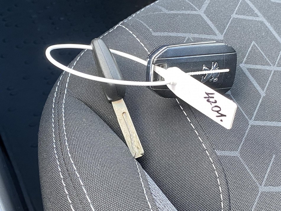 Peugeot 2008 1.2 PT GT Line