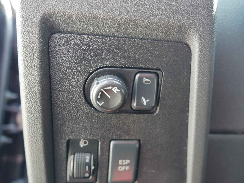 Nissan Qashqai 2.0 DCI  +2