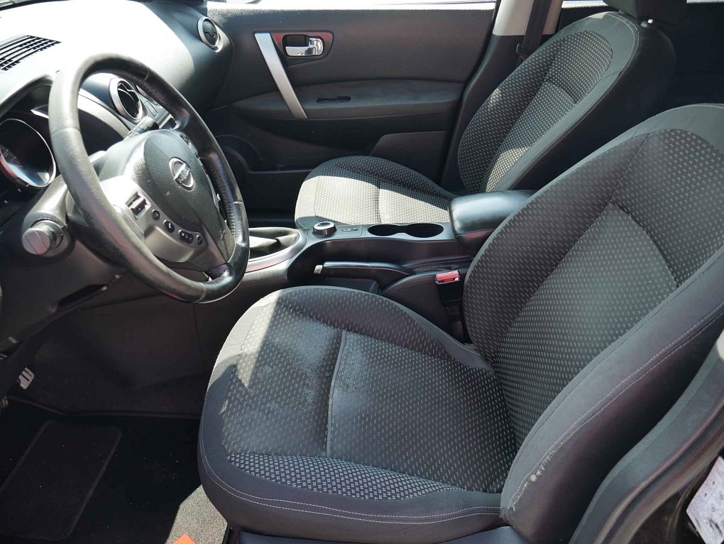 Nissan Qashqai 2.0 DCI  +2