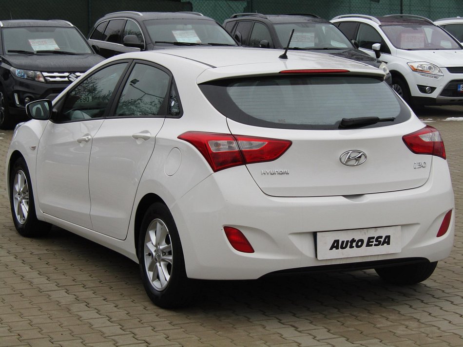 Hyundai I30 1.4i Trikolor