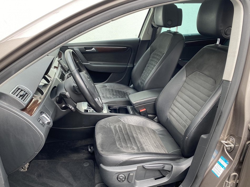 Volkswagen Passat 2.0 TDi Highline