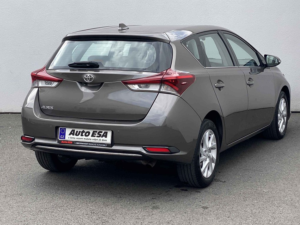 Toyota Auris 1.6i 