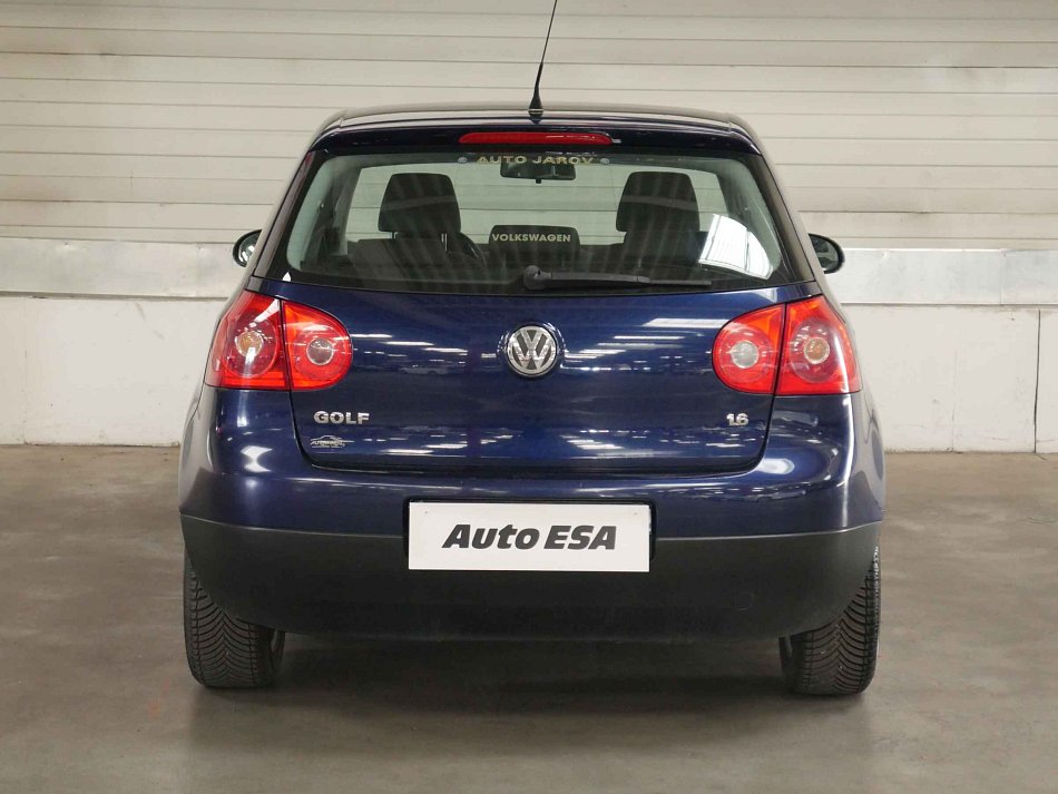 Volkswagen Golf 1.6i 
