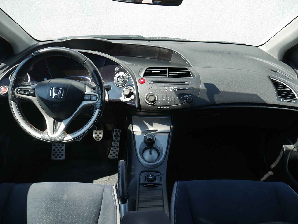 Honda Civic 1.8i-VTEC 