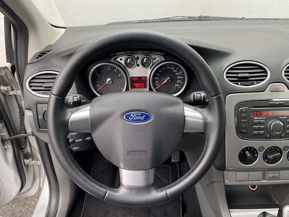 Ford Focus 1.6i 