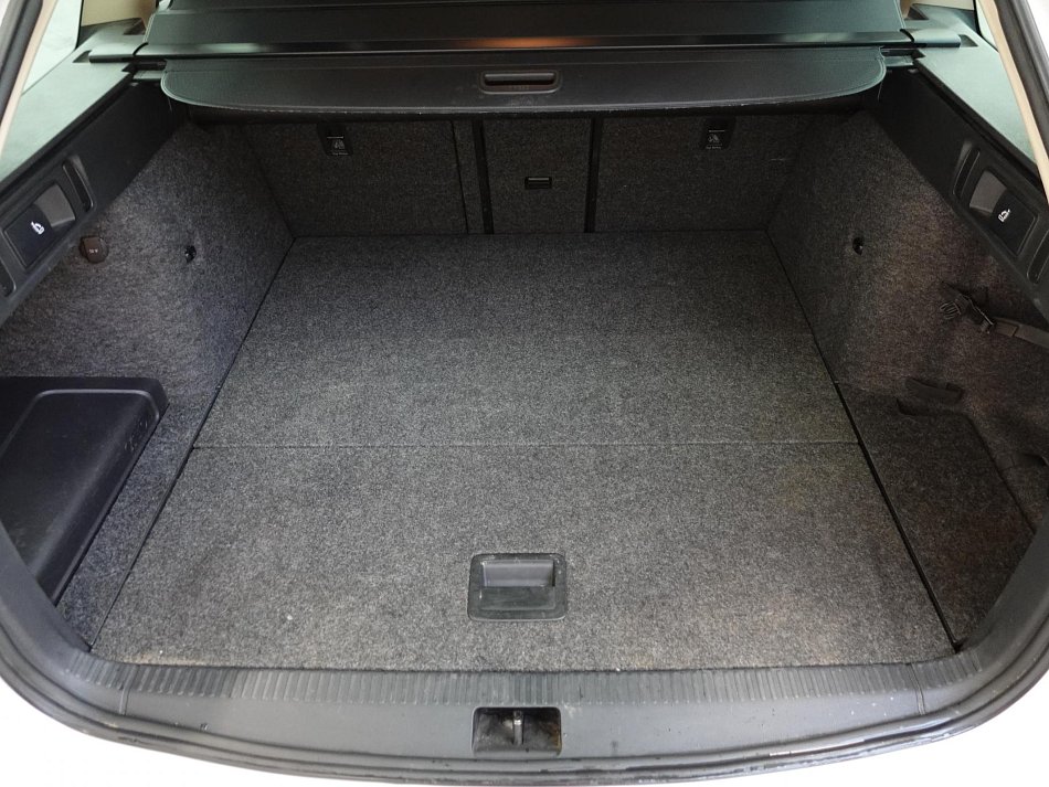 Škoda Octavia III 2.0TDi L&K 4x4
