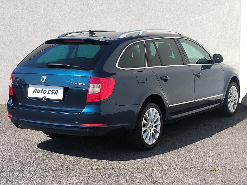 Škoda Superb II 2.0tdi Elegance 4x4