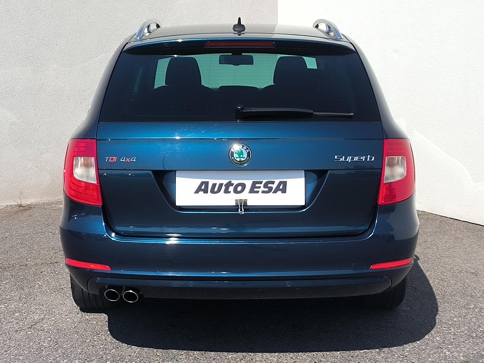 Škoda Superb II 2.0tdi Elegance 4x4