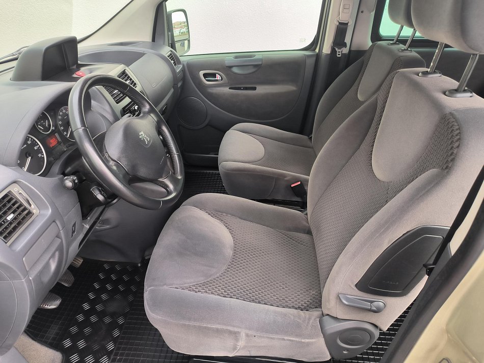 Peugeot Expert 2.0HDi  L2 8míst