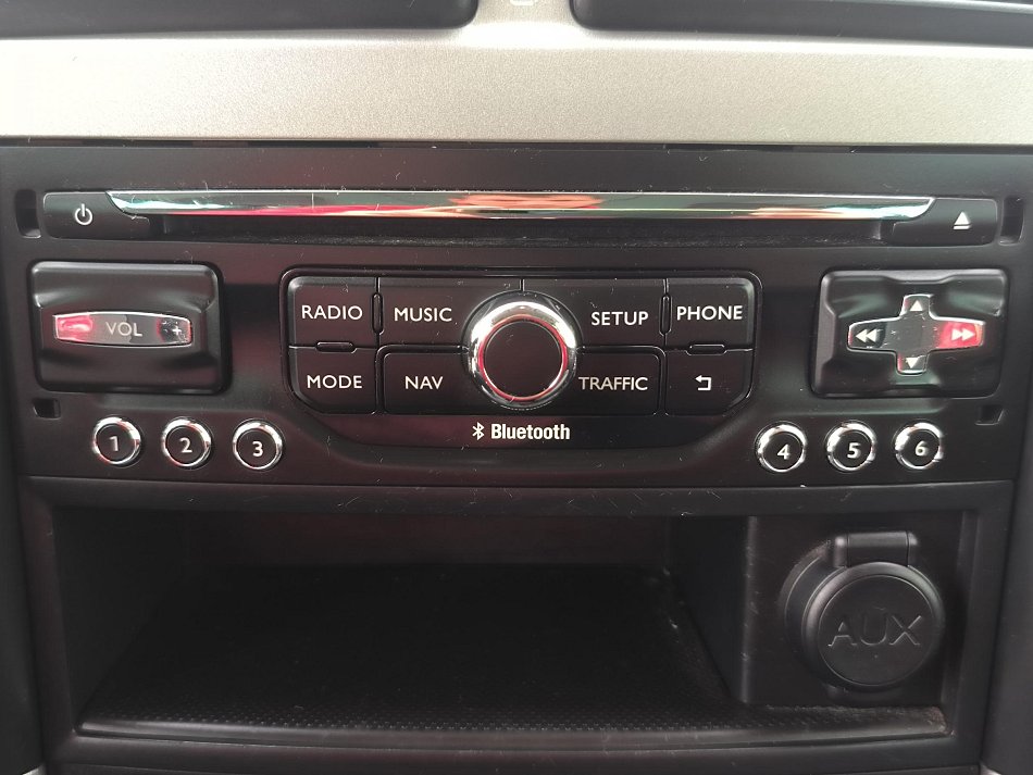 Peugeot Expert 2.0HDi  L2 8míst