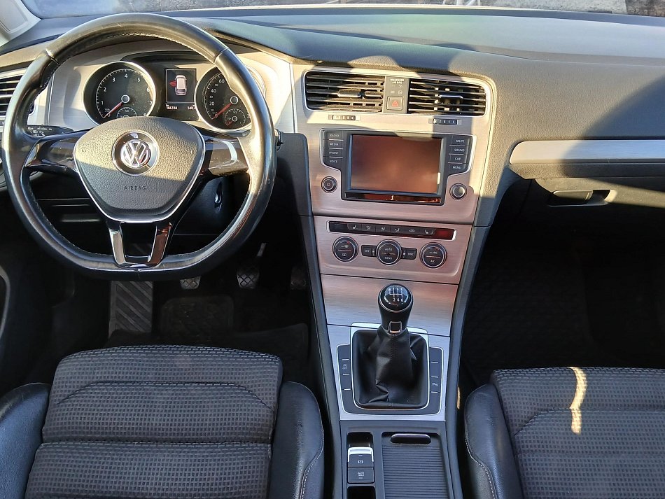 Volkswagen Golf 1.4 TSi 