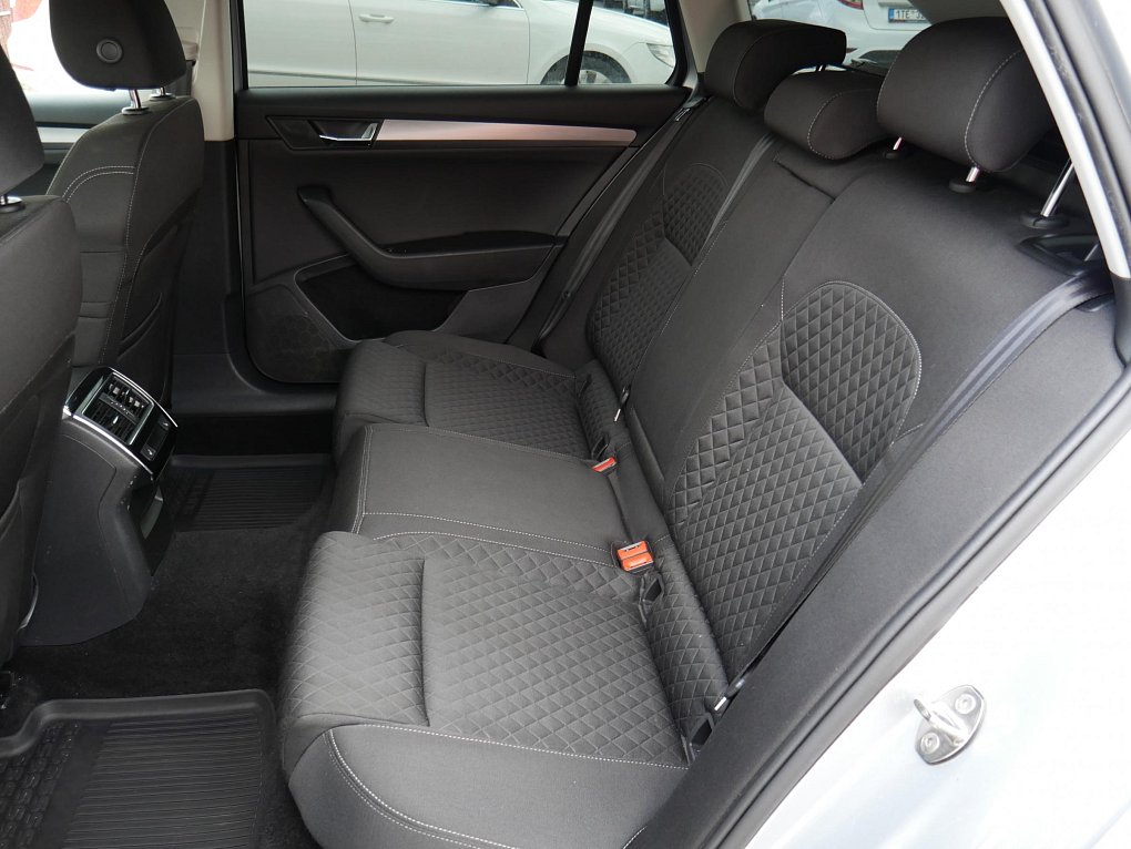 Škoda Superb III 2.0 TDi Style 4x4