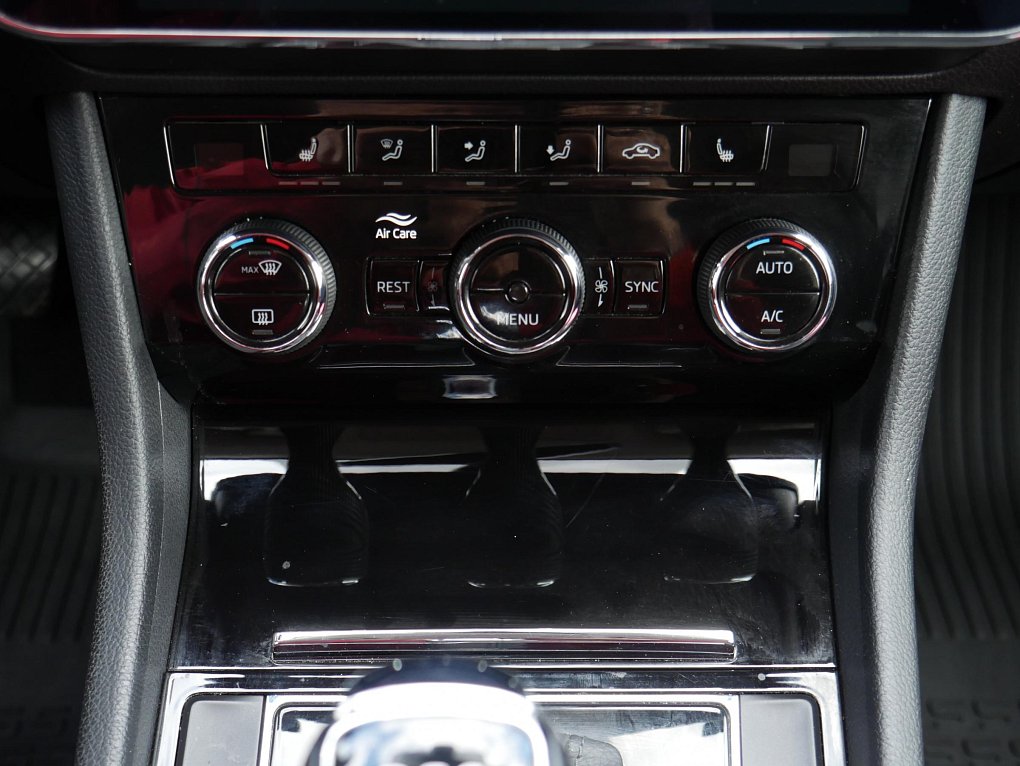 Škoda Superb III 2.0 TDi Style 4x4