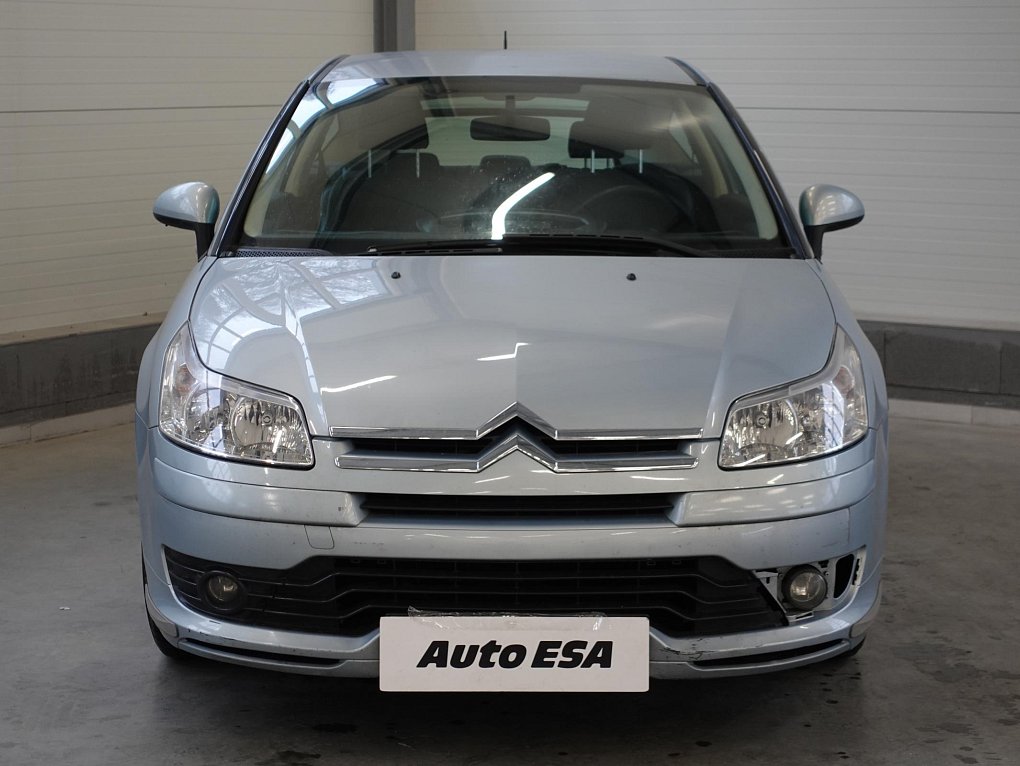 Citroën C4 1.4i 