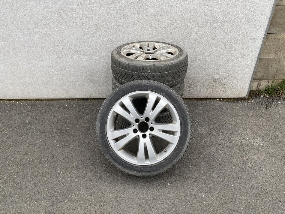 Mercedes-Benz Třída C 3.5 CGi Avantgarde 350