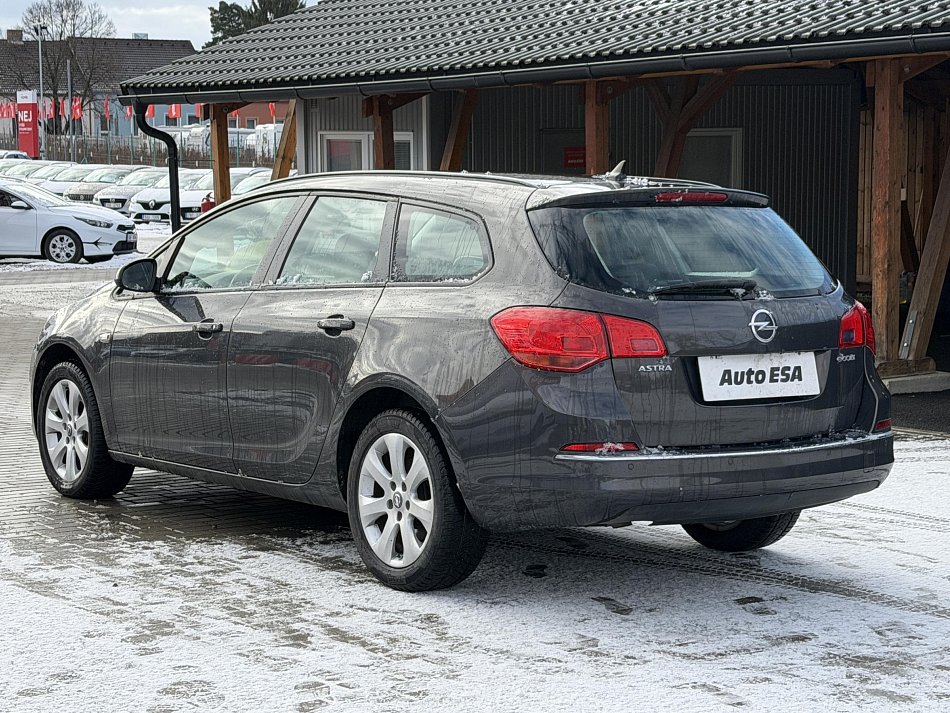 Opel Astra 1.6CDTi 