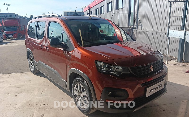 Peugeot Rifter 1.5HDi GT Line MAXi 7míst