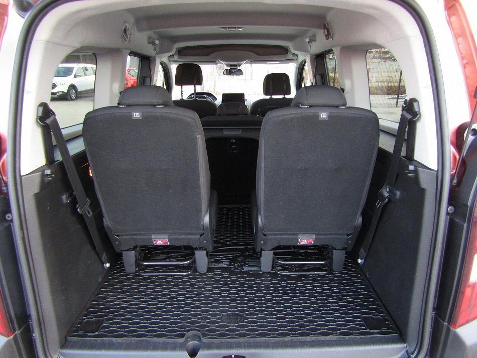 Peugeot Rifter 1.5HDi GT Line MAXi 7míst