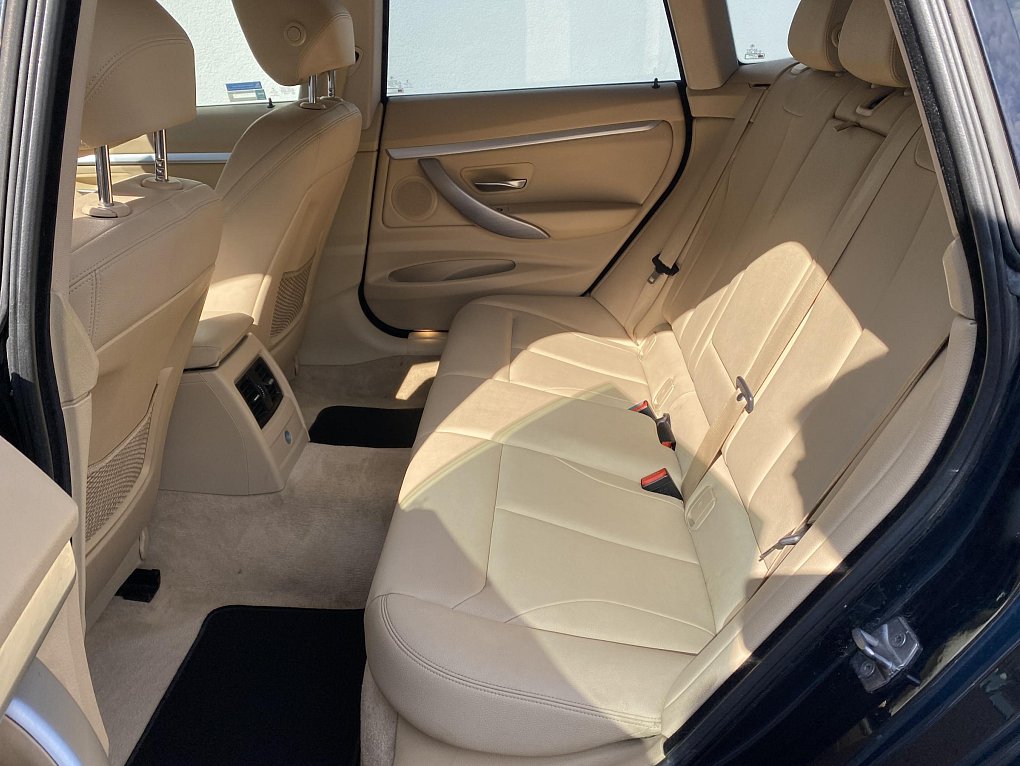 BMW Řada 3 2.0 i Sport xDrive, 320i