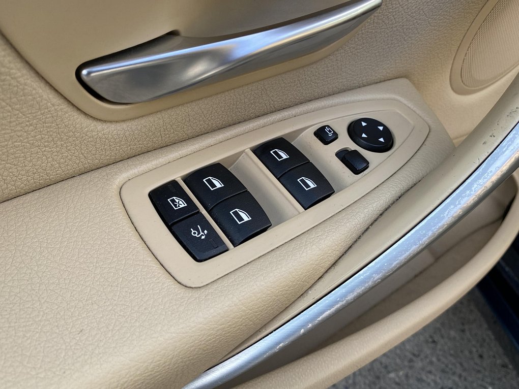 BMW Řada 3 2.0 i Sport xDrive, 320i