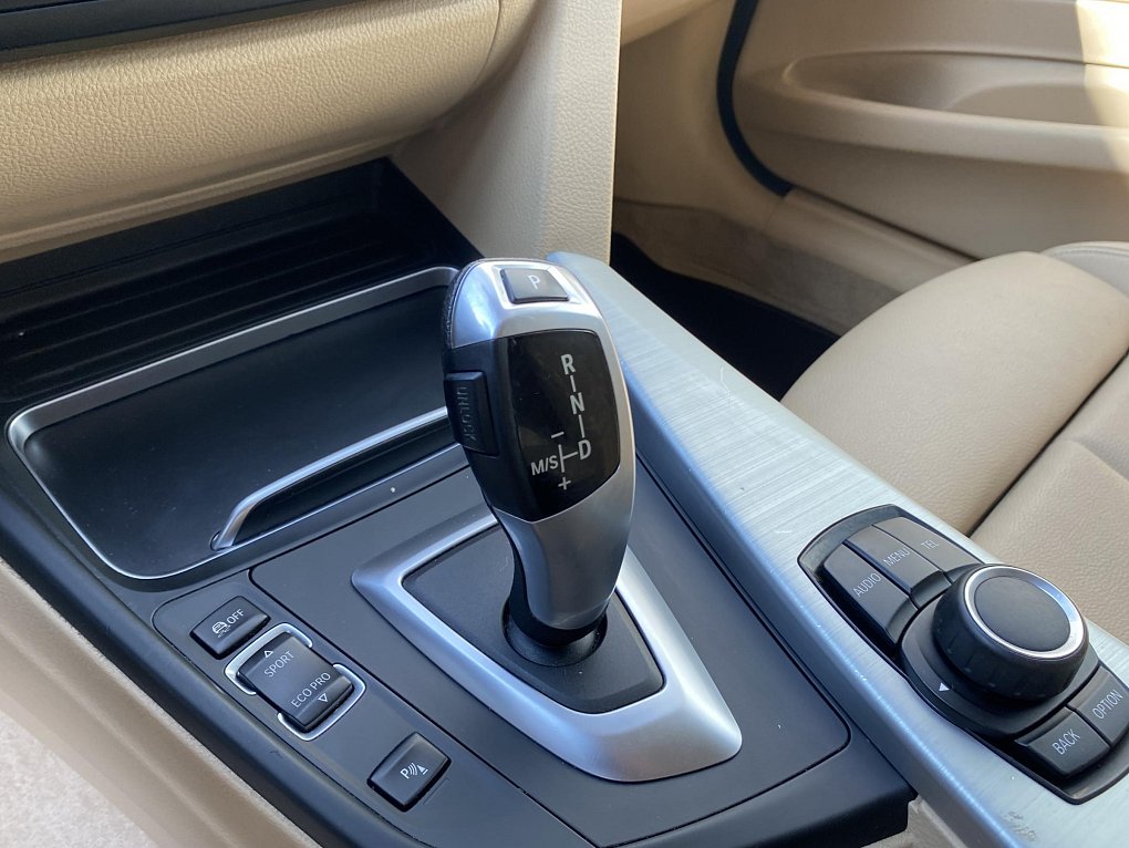 BMW Řada 3 2.0 i Sport xDrive, 320i