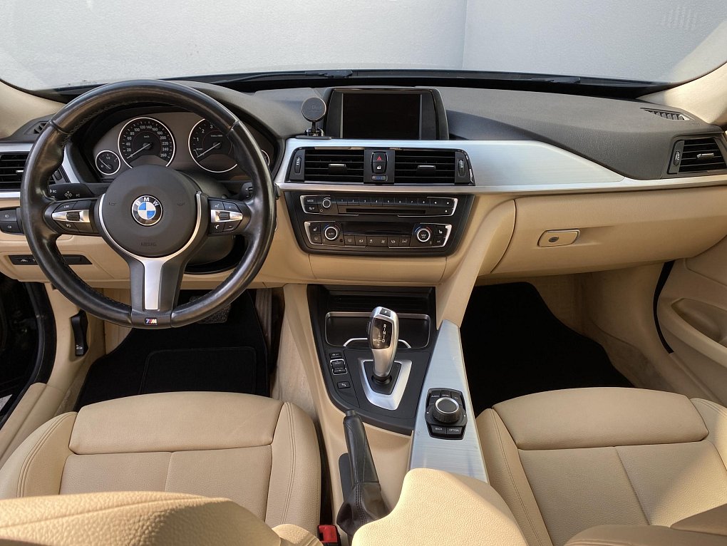 BMW Řada 3 2.0 i Sport xDrive, 320i