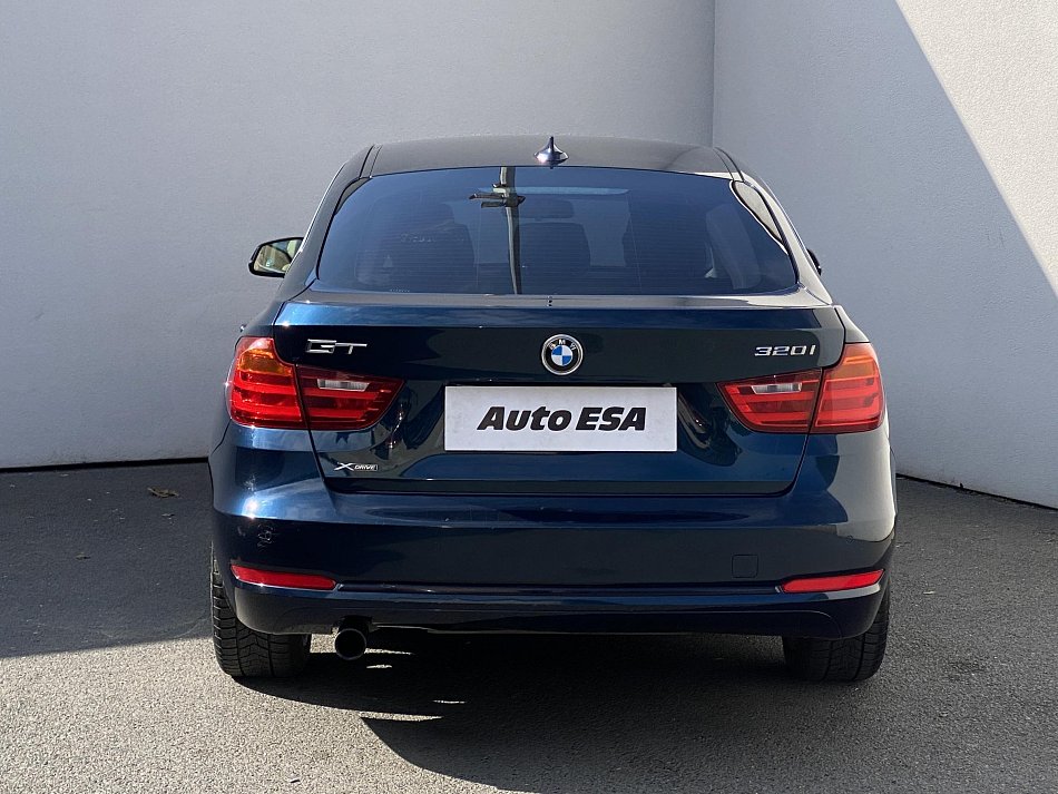 BMW Řada 3 2.0 i Sport xDrive, 320i